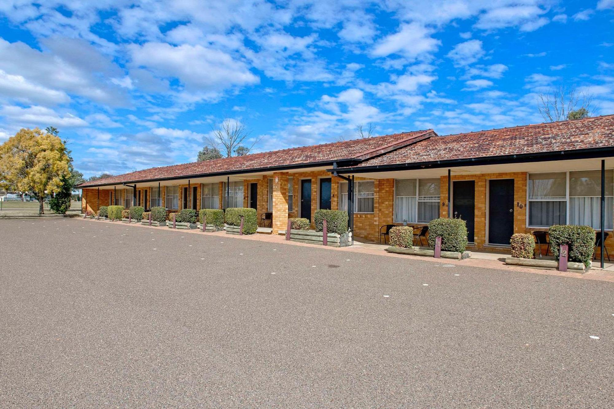 Econo Lodge Savannah Park Tamworth Exterior photo